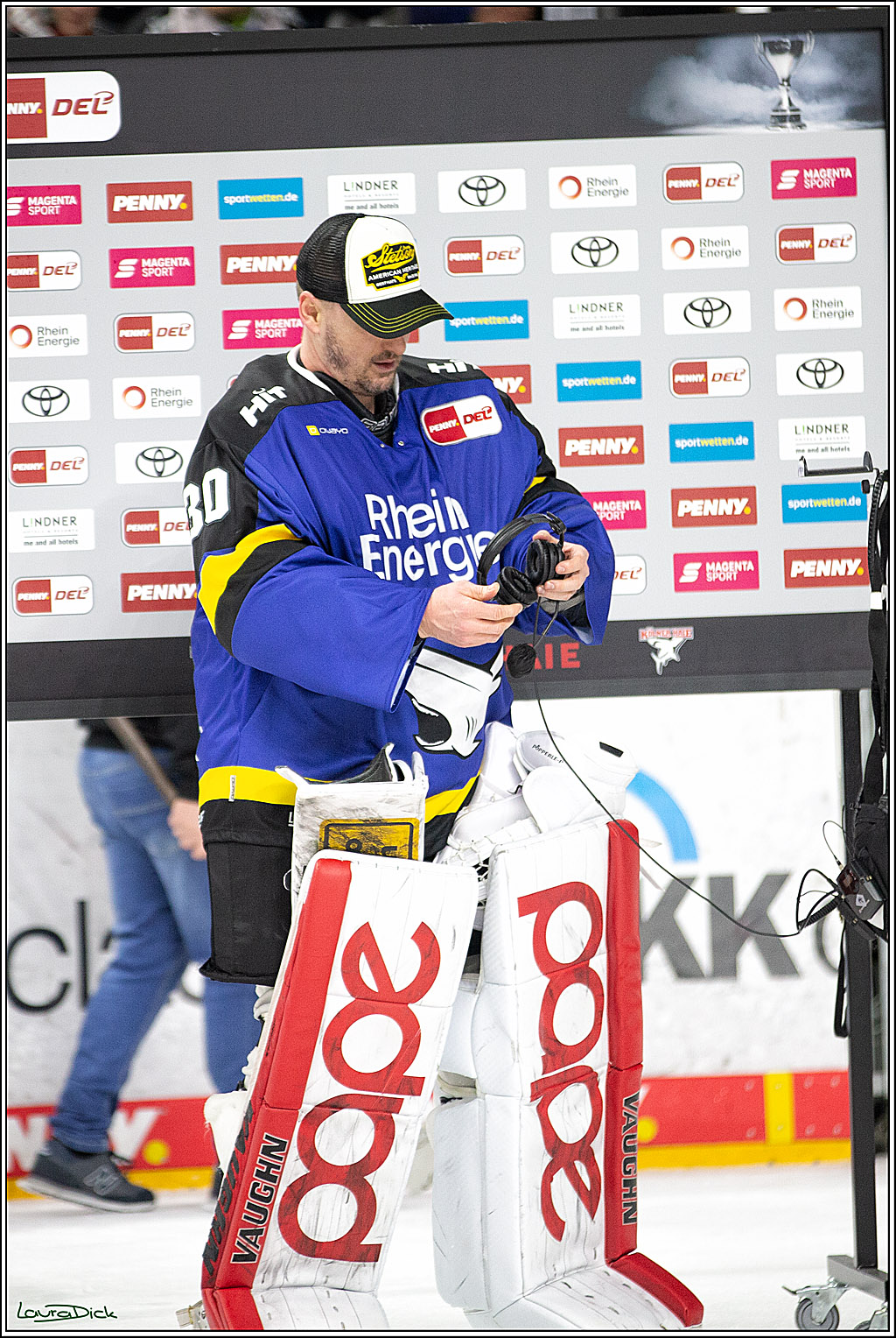 PENNY DEL; Koelner Haie- Fishtown Pinguins Bremerhaven; Koeln, 23.11.2021